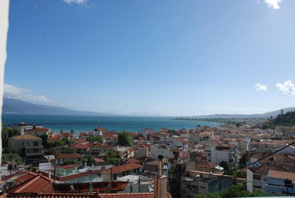 360ᵒ Lepanto Apartment Návpaktosz Kültér fotó