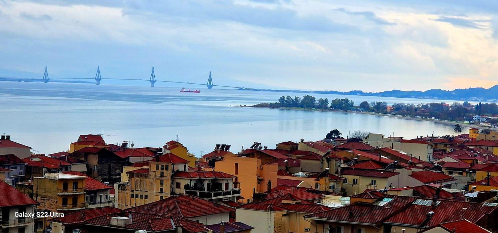360ᵒ Lepanto Apartment Návpaktosz Kültér fotó